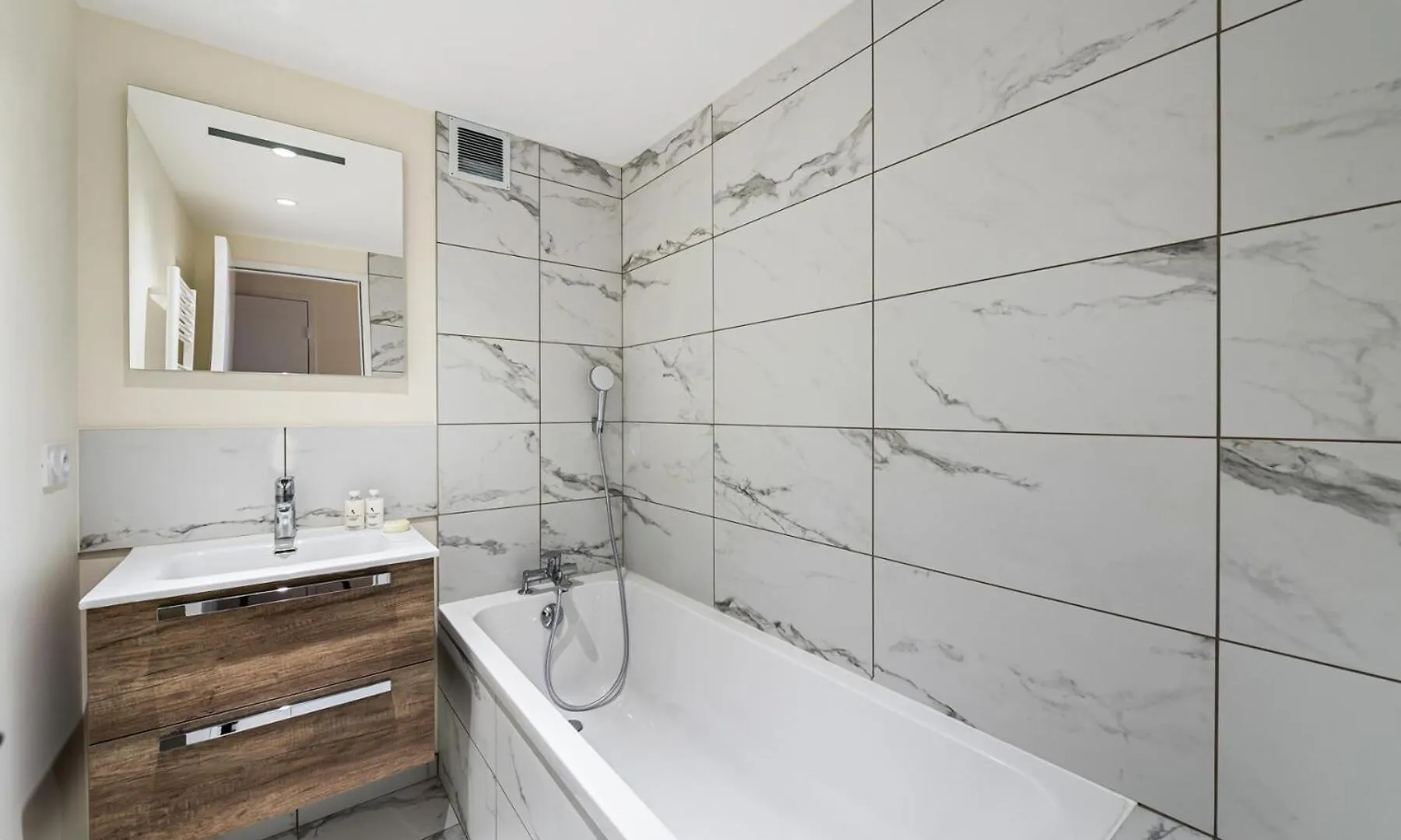 Residence Marmotte - 3 Pieces Pour 6 Personnes 894 Courchevel France